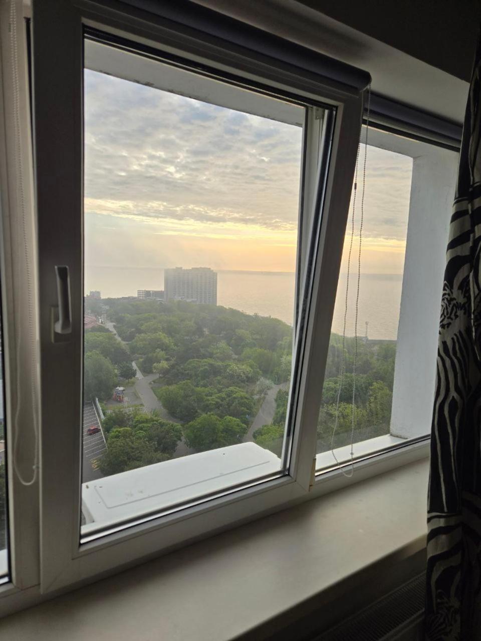 Aparts Panorama Sea Apartment Odesa Exterior photo